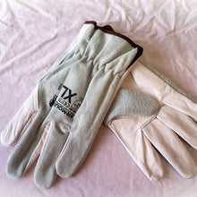 Load image into Gallery viewer, Driver's Gloves